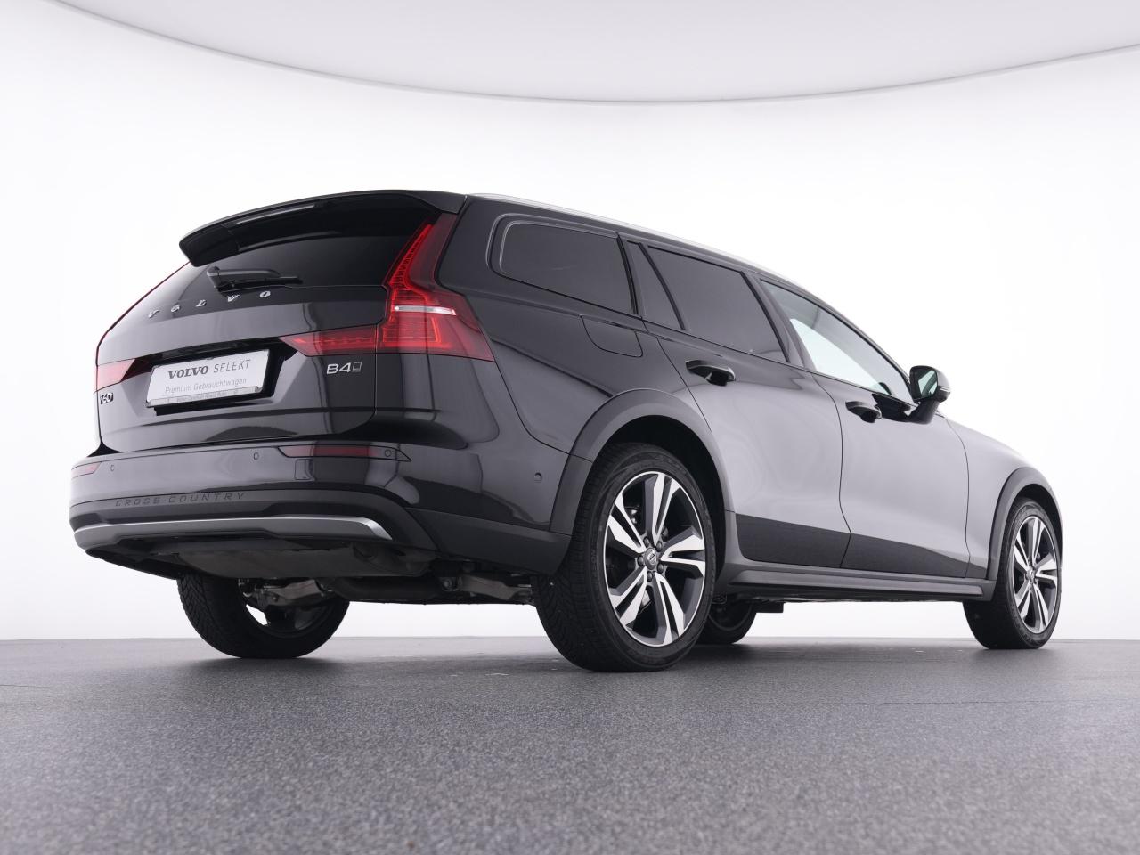 Volvo  CC