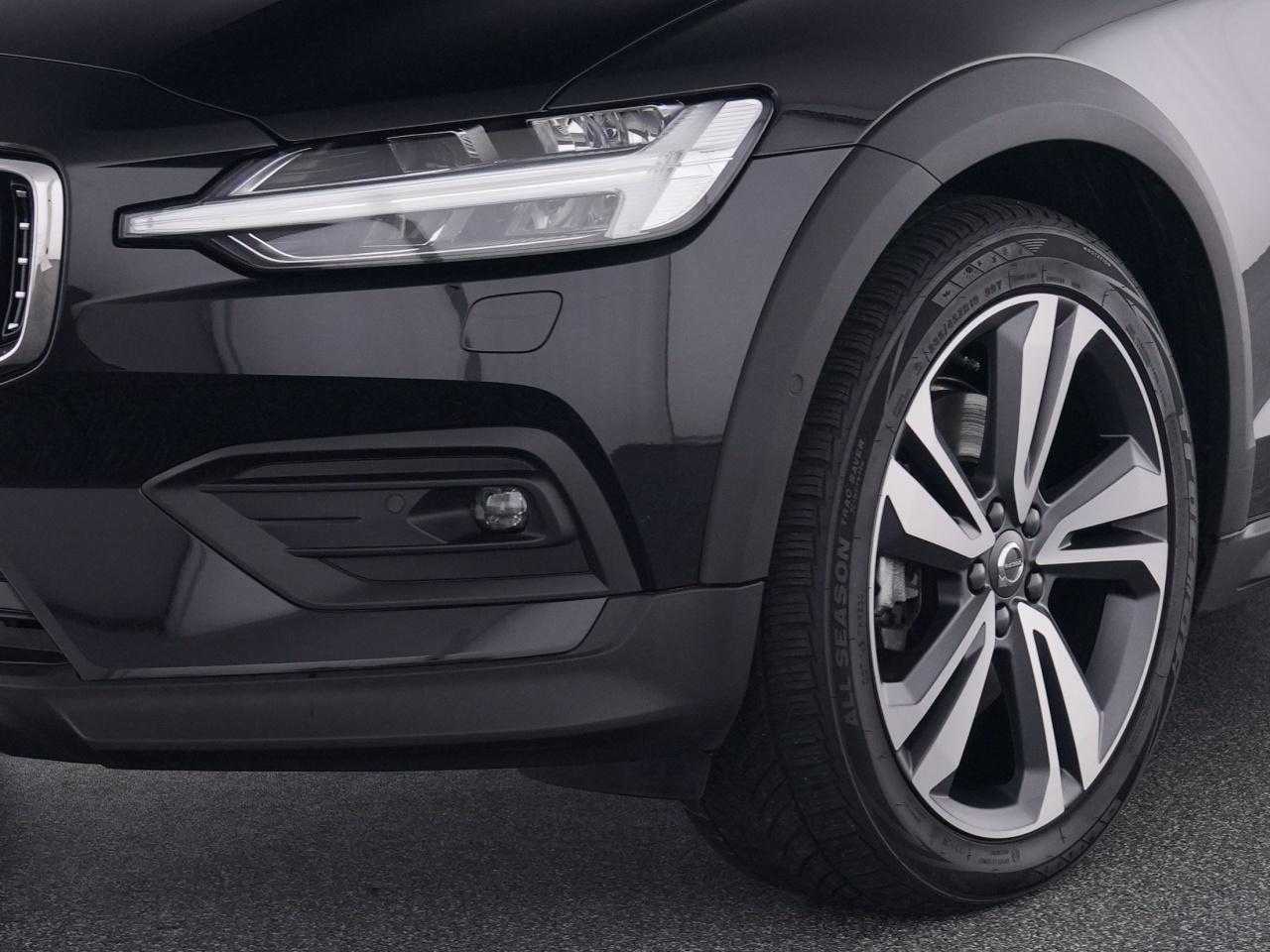 Volvo  CC
