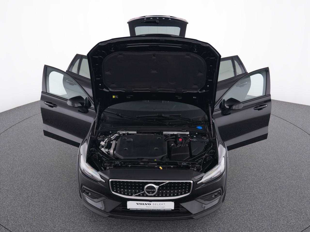 Volvo  CC