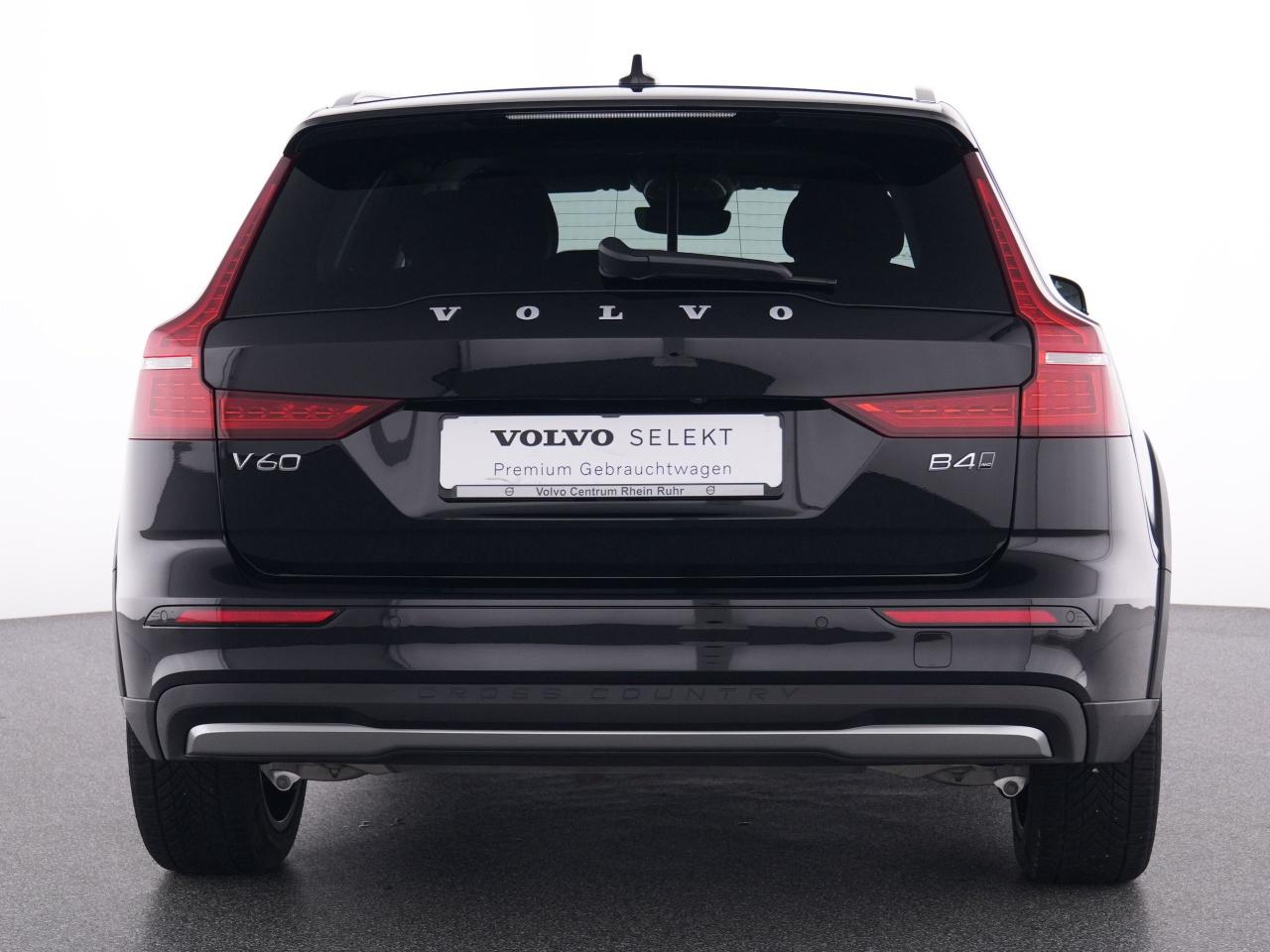 Volvo  CC