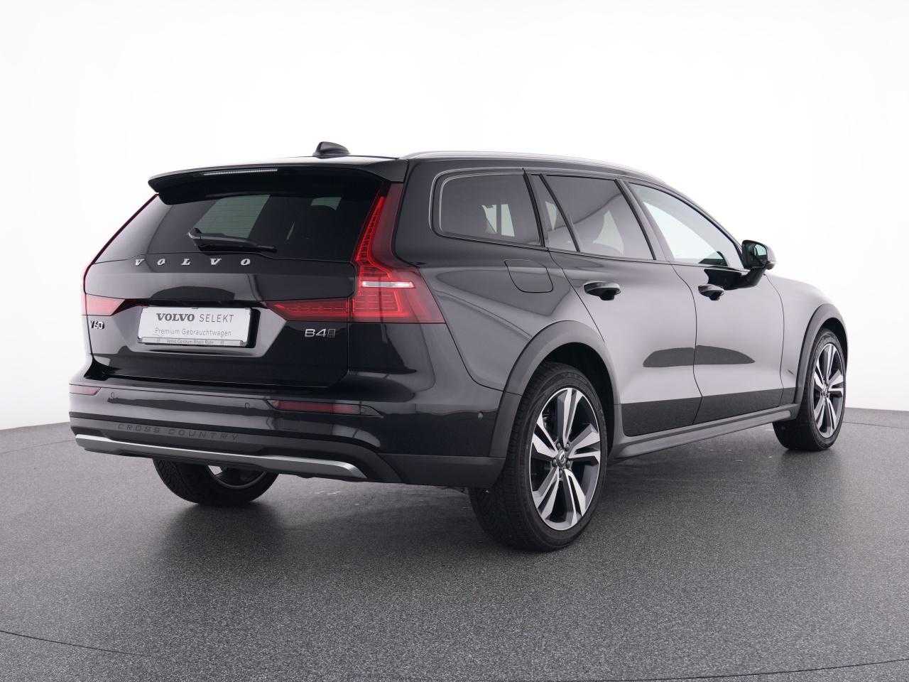 Volvo  CC