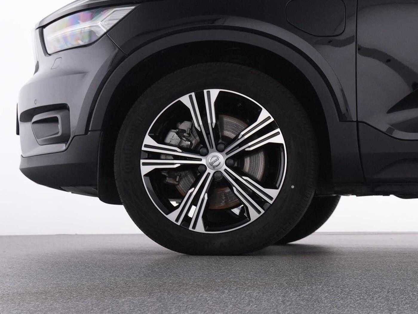 Volvo  XC 40