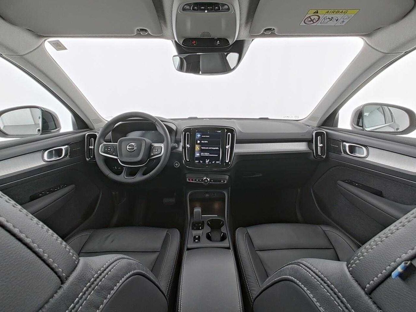 Volvo  XC 40