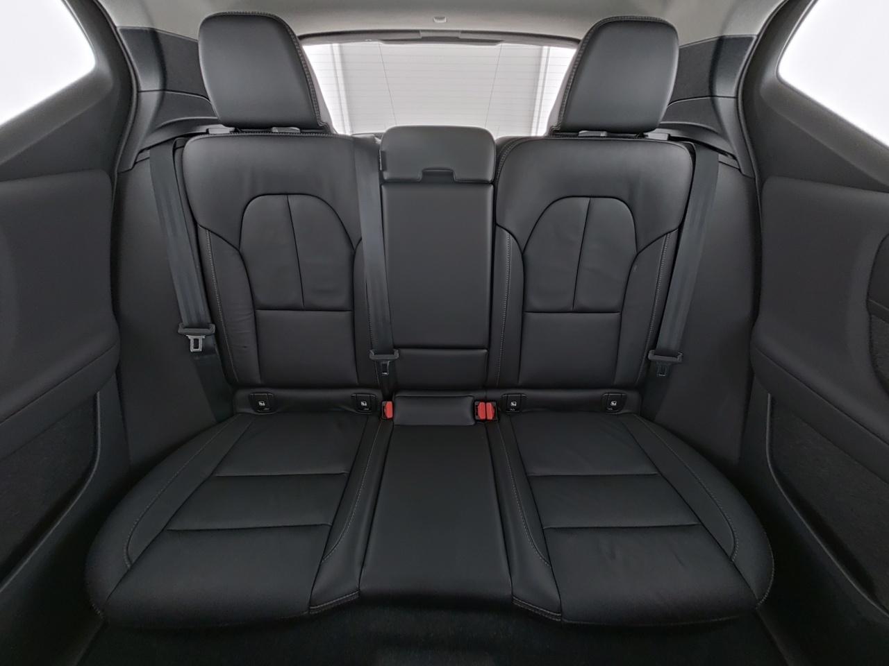 Volvo  XC 40