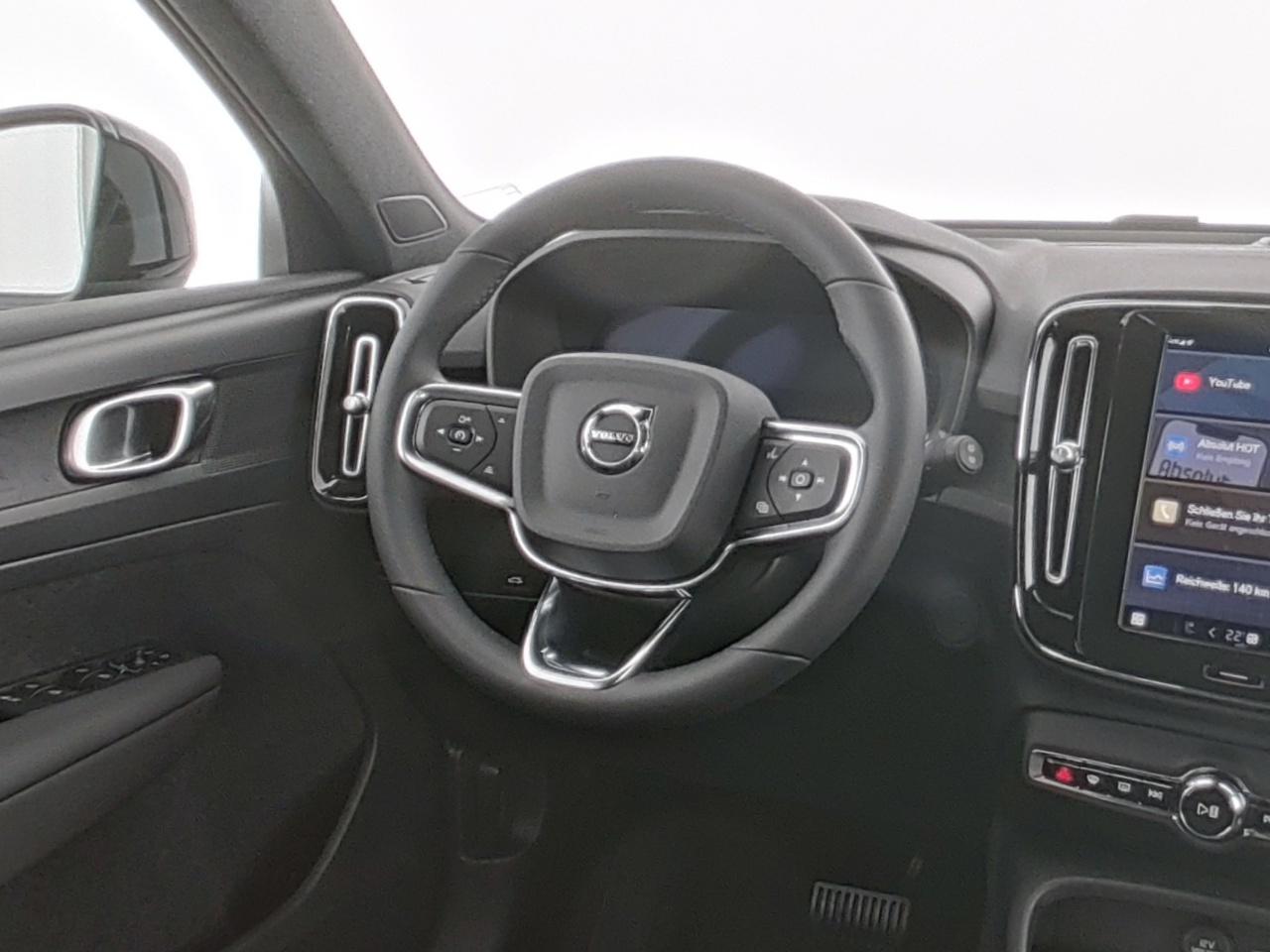 Volvo  XC 40