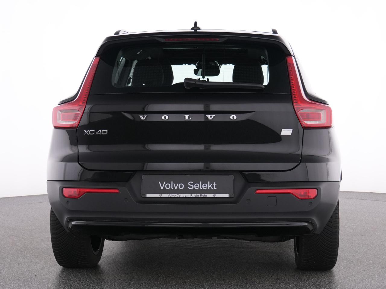 Volvo  XC 40