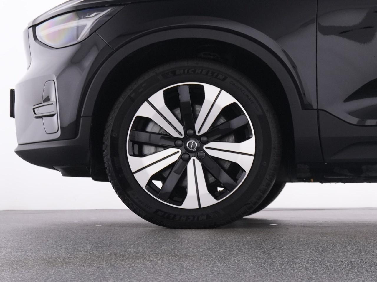 Volvo  XC 40