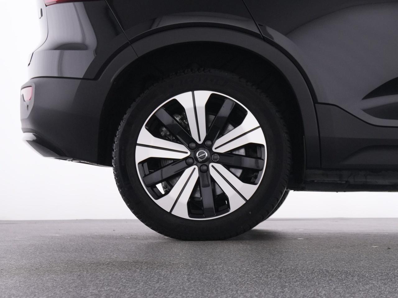 Volvo  XC 40