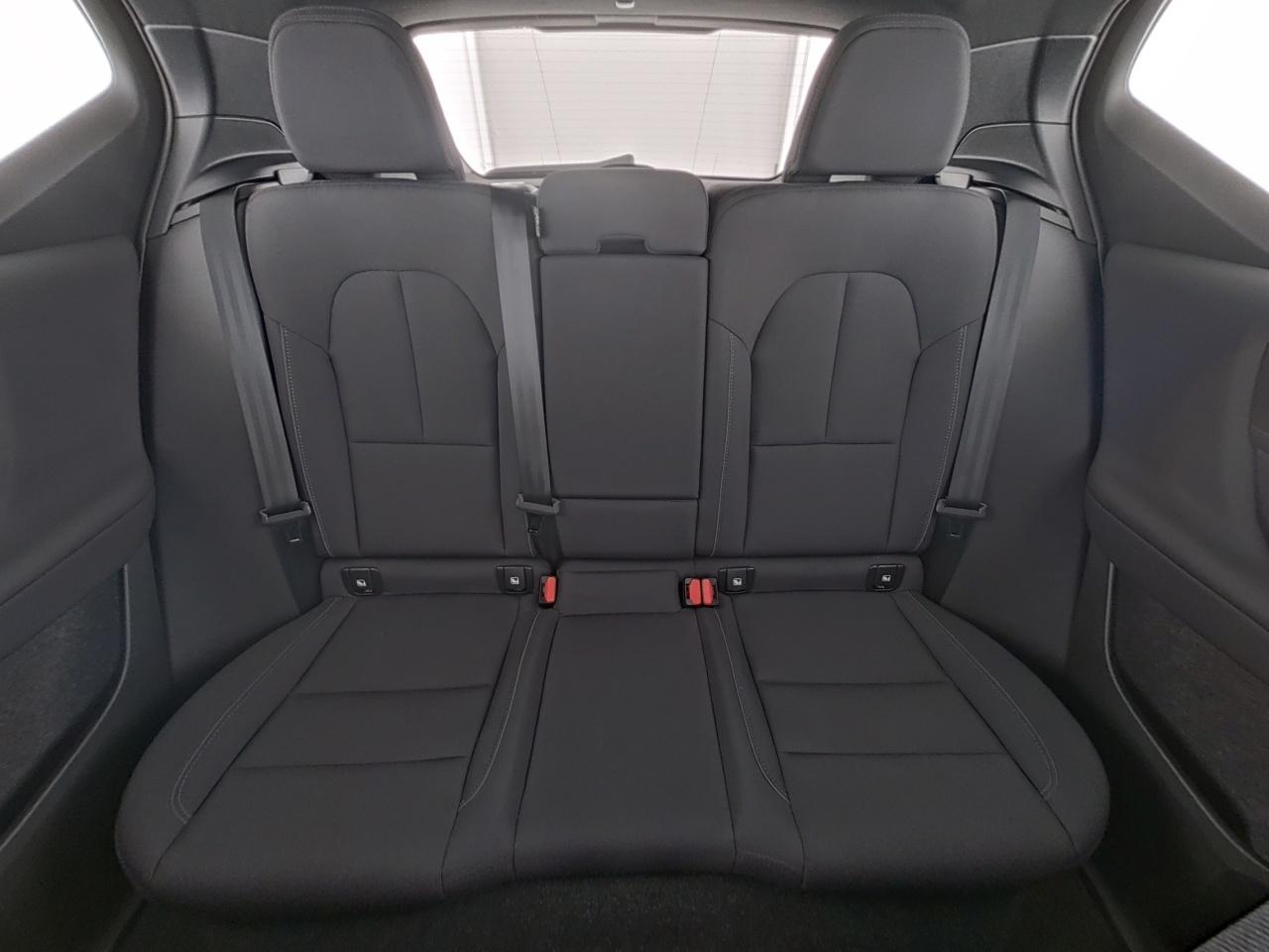 Volvo  XC 40