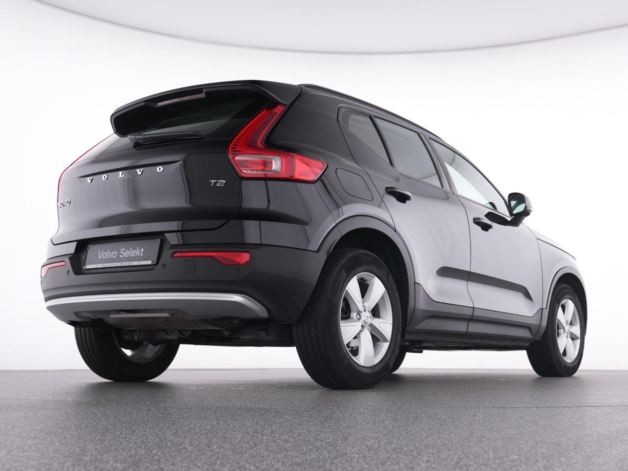 Volvo  XC 40