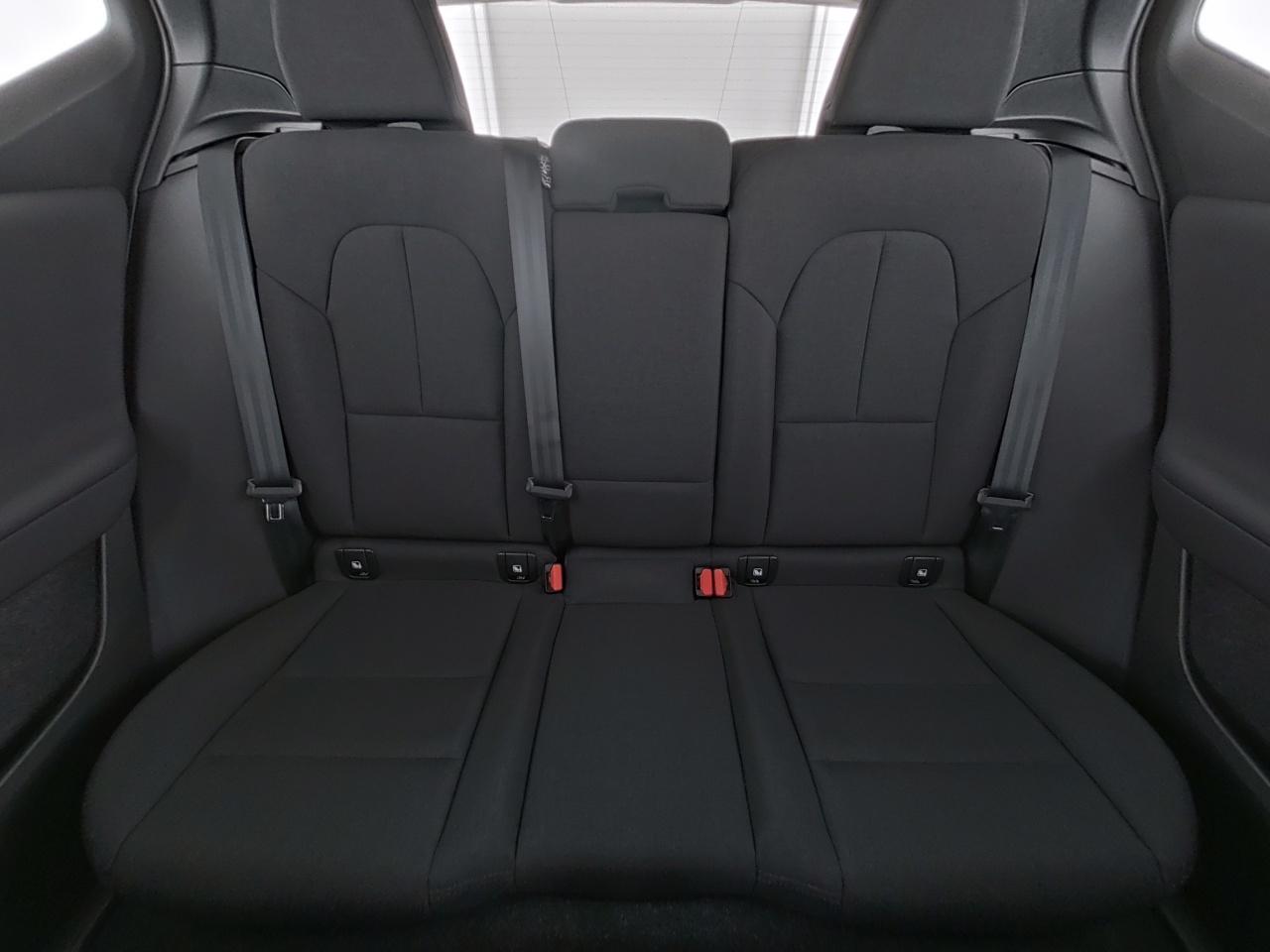 Volvo  XC 40