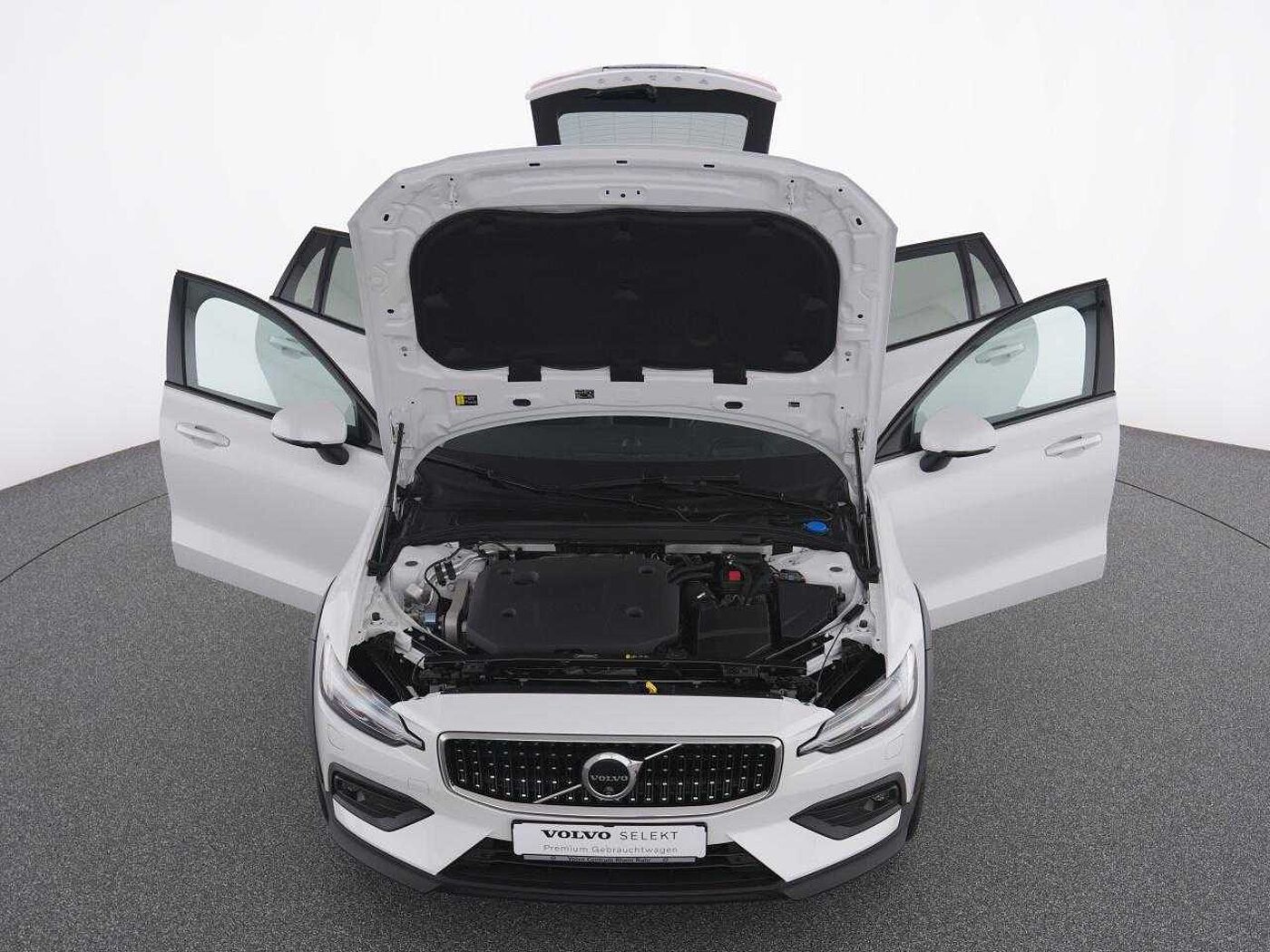 Volvo  CC