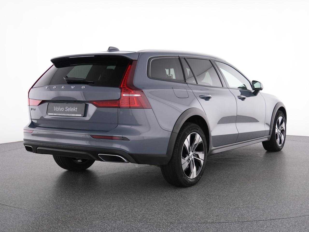 Volvo  CC