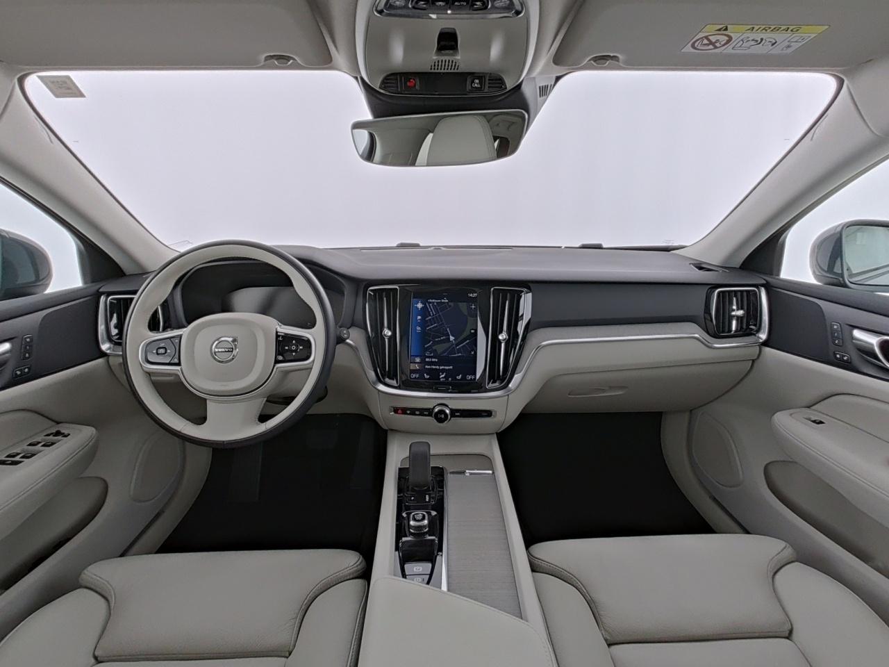 Volvo  CC