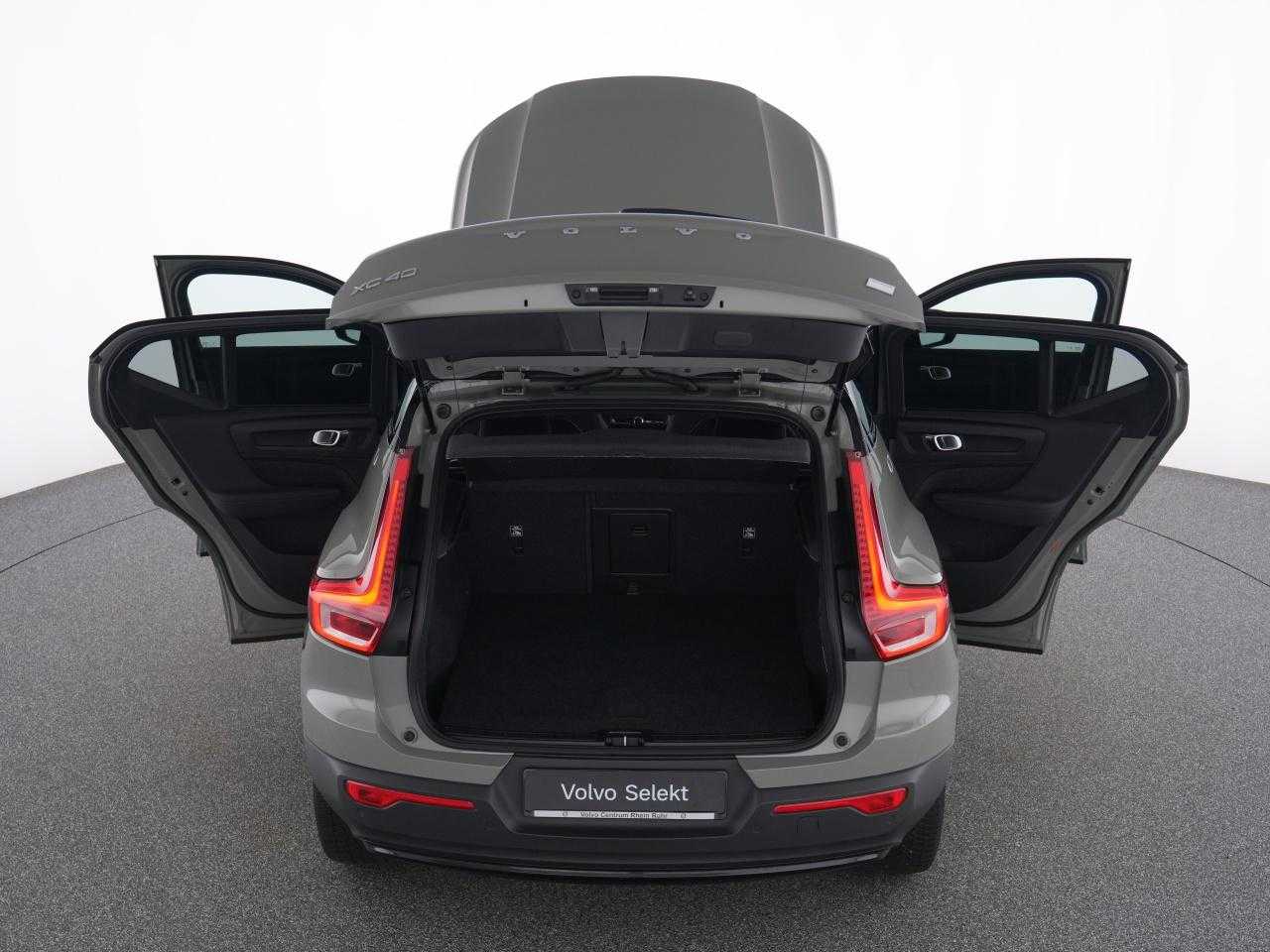 Volvo  XC 40