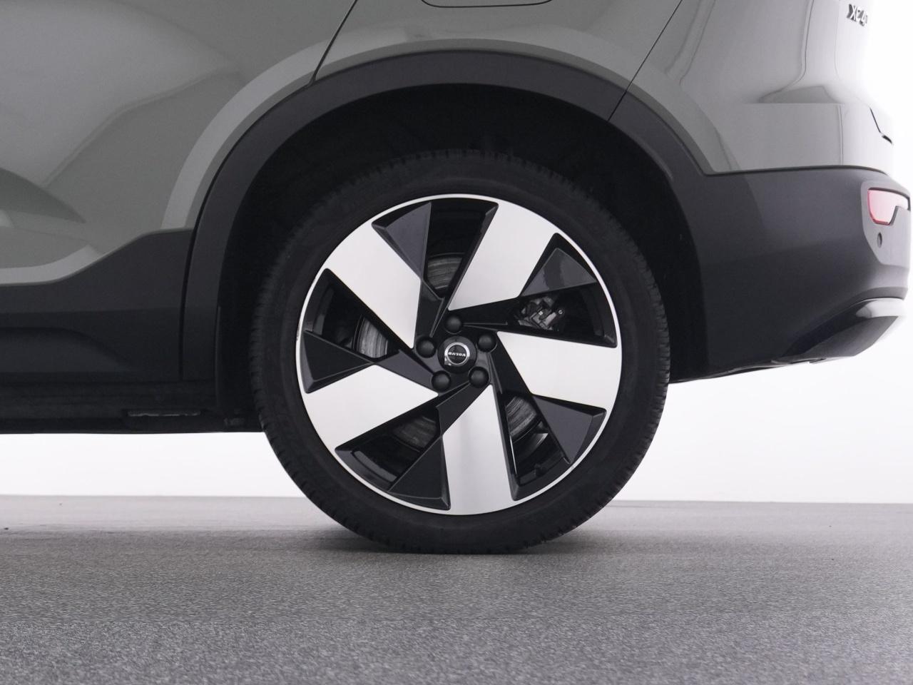 Volvo  XC 40