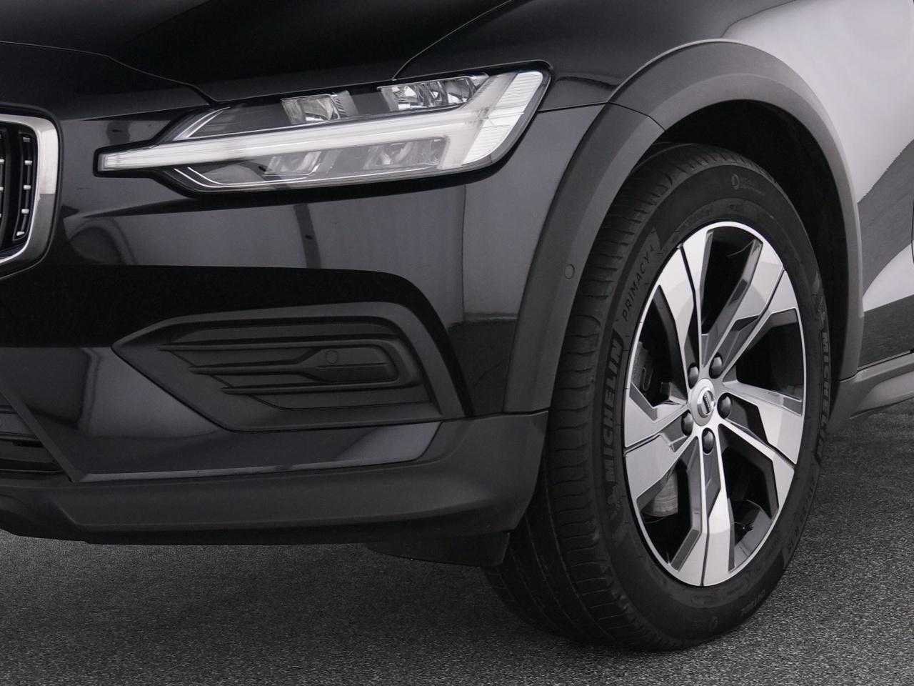 Volvo  CC