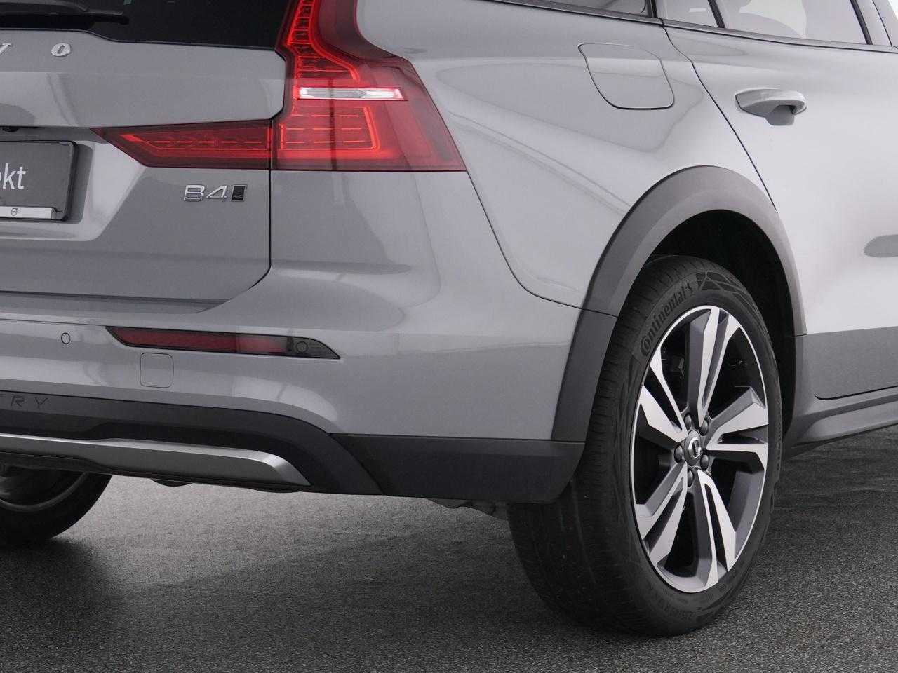 Volvo  CC