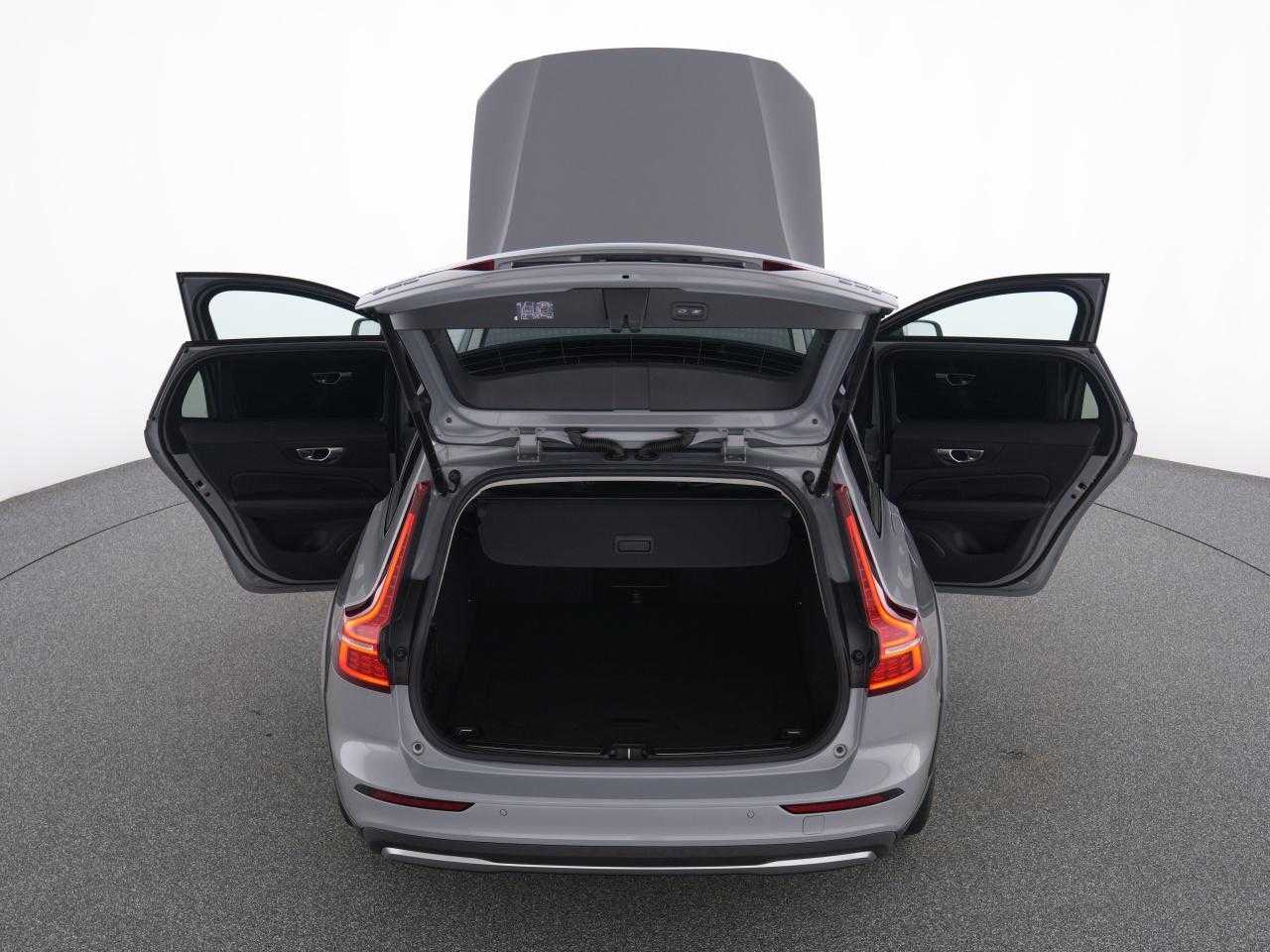 Volvo  CC