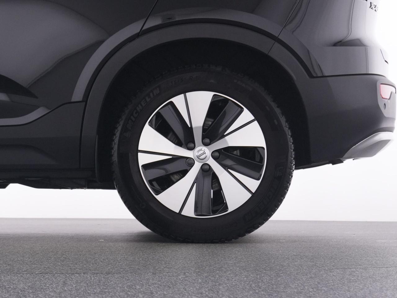 Volvo  XC 40