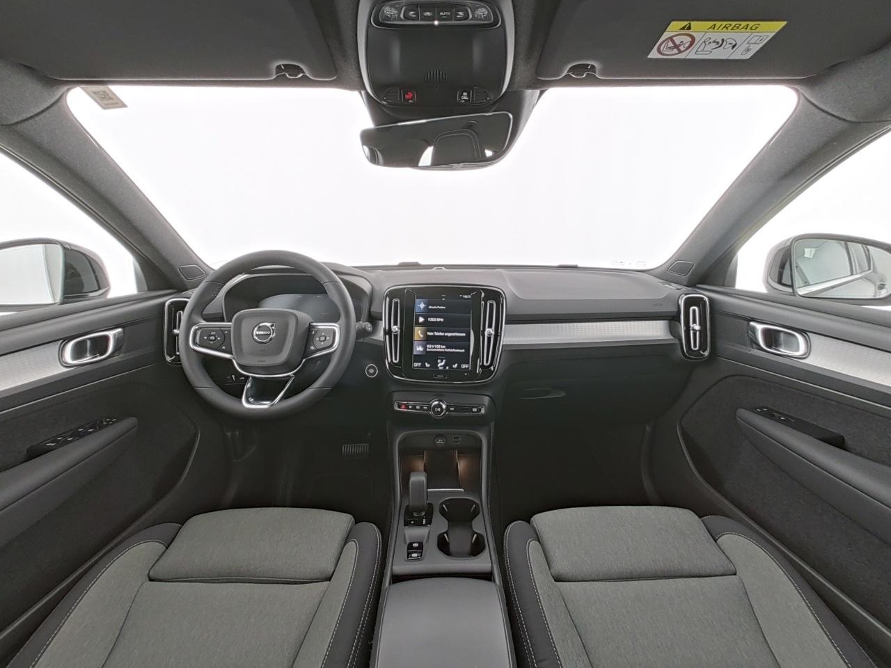 Volvo  XC 40