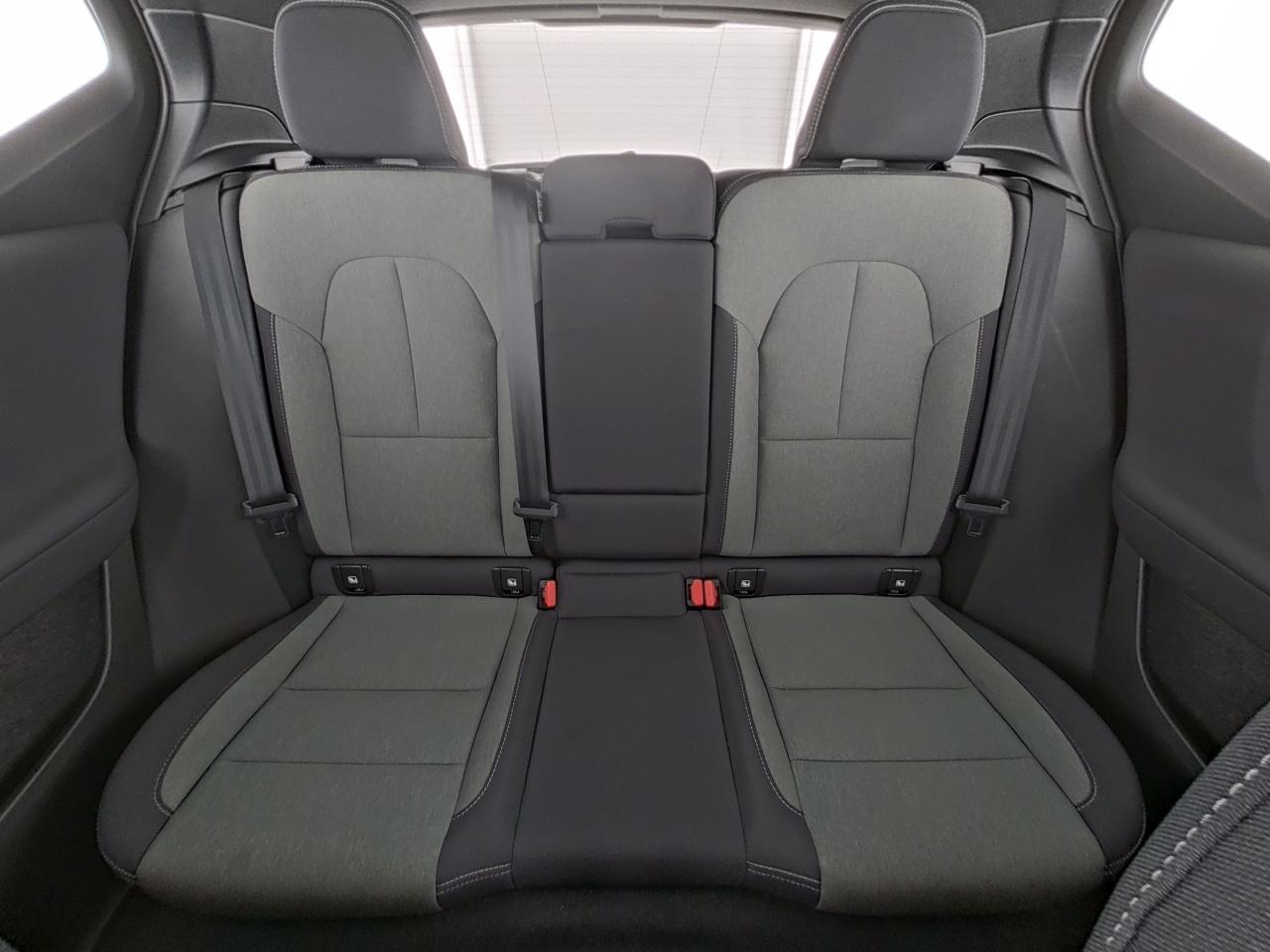 Volvo  XC 40