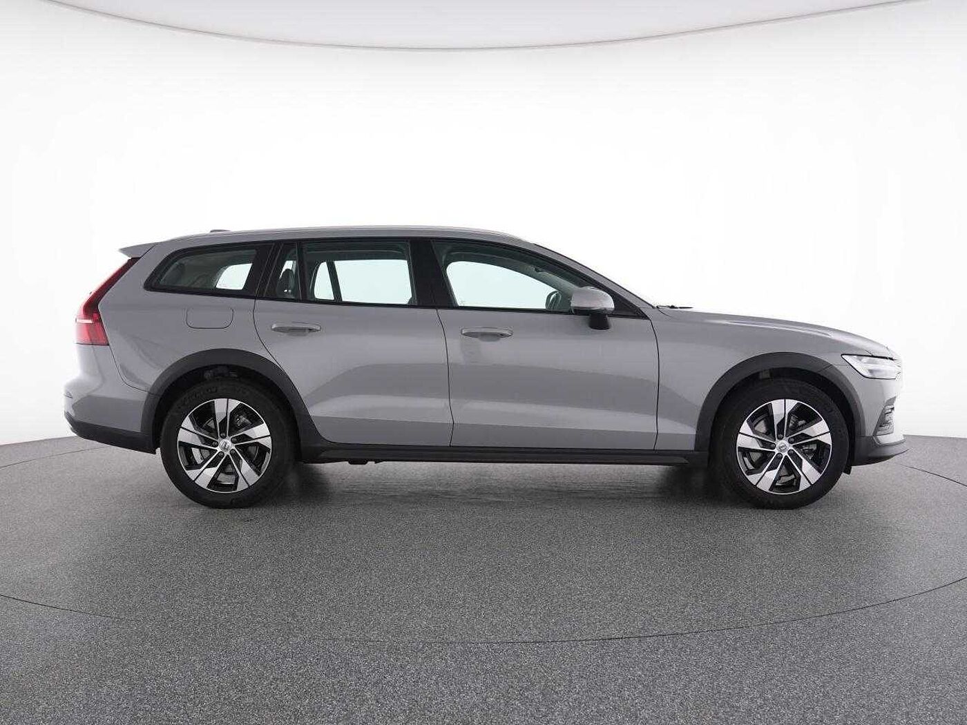 Volvo  CC