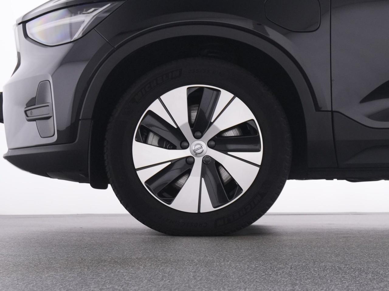 Volvo  XC 40