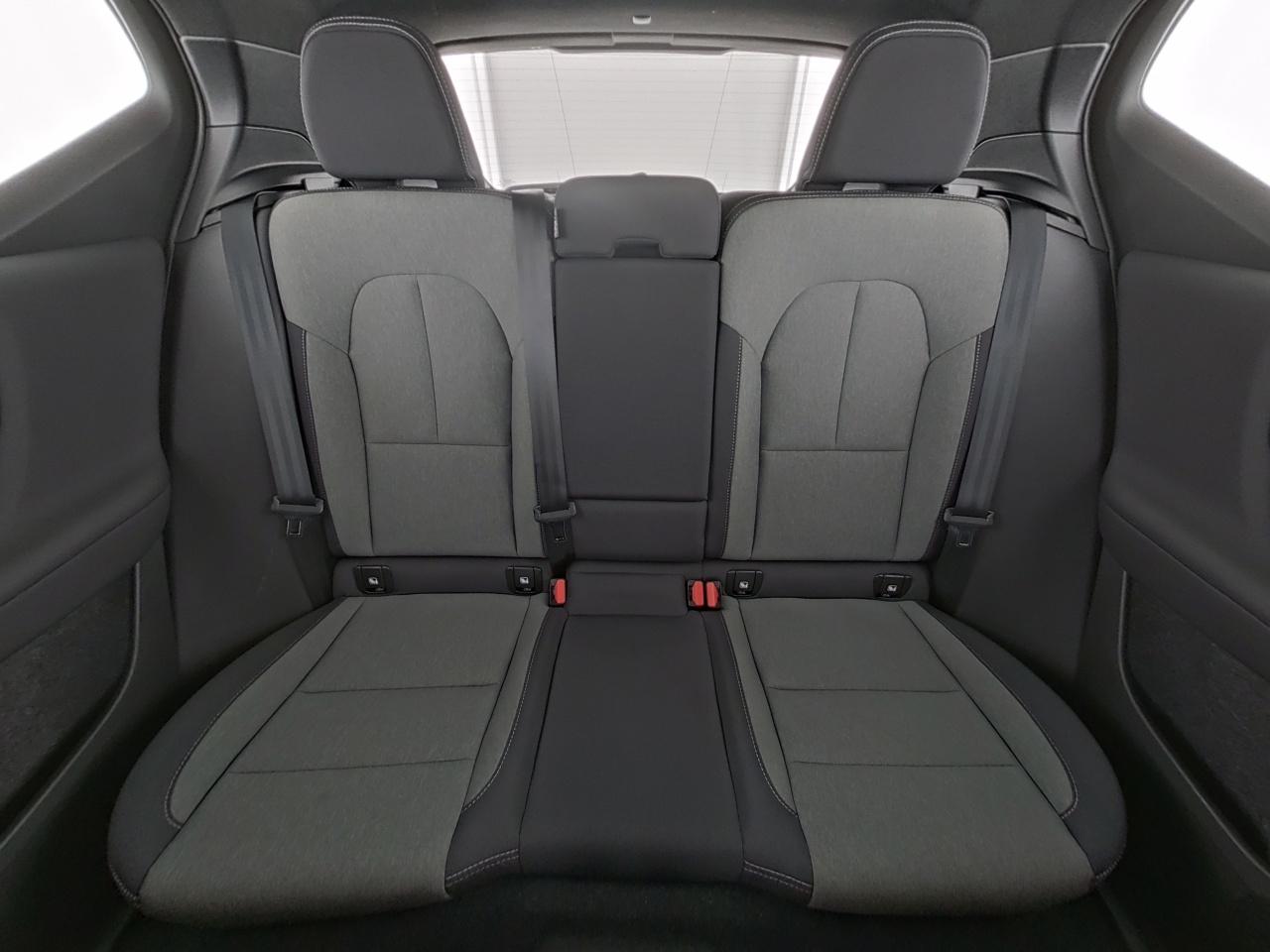Volvo  XC 40