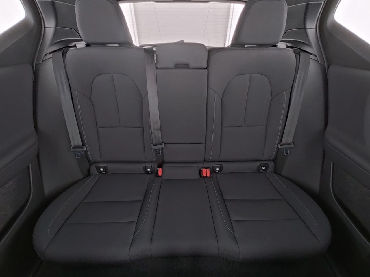Volvo  XC 40