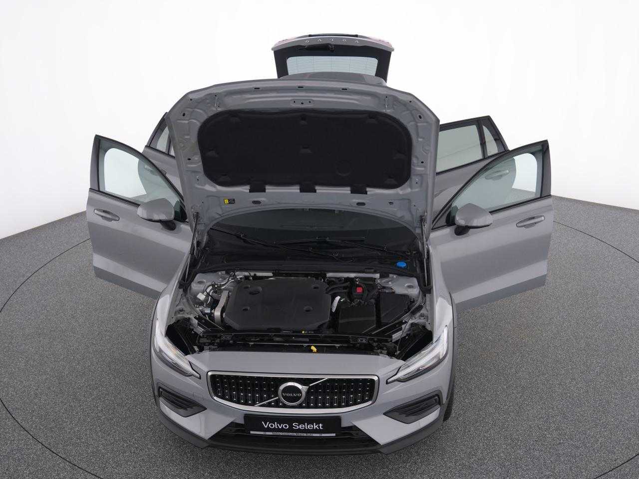 Volvo  CC