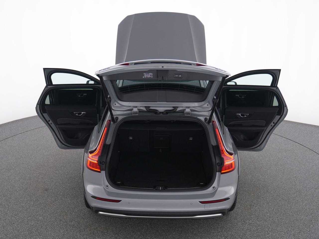 Volvo  CC
