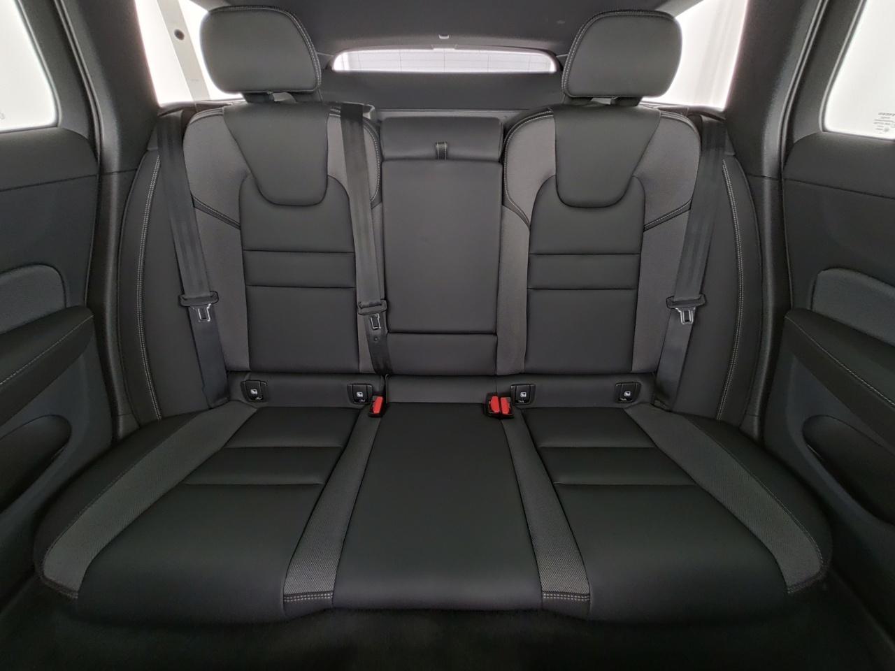 Volvo  CC