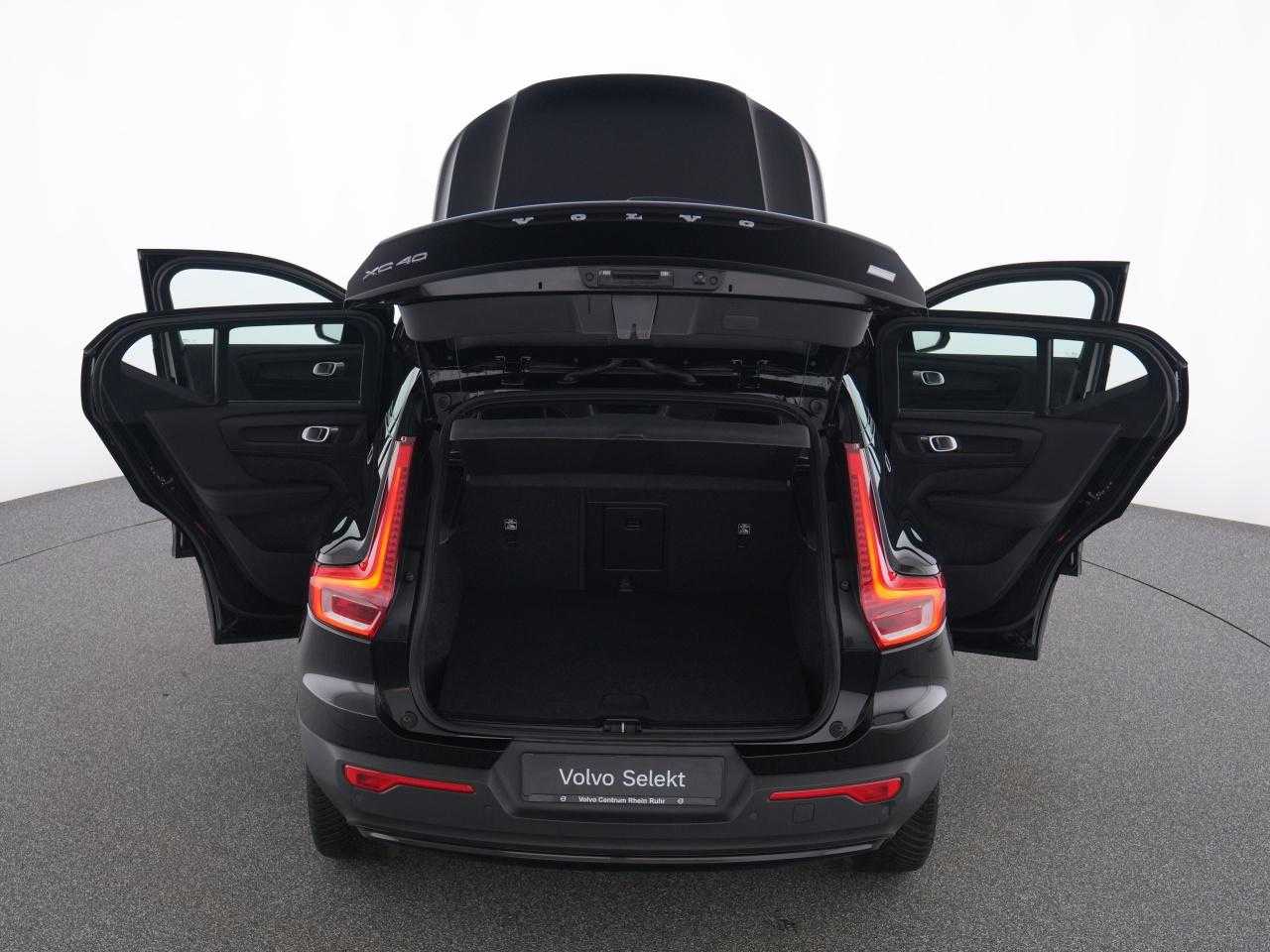 Volvo  XC 40