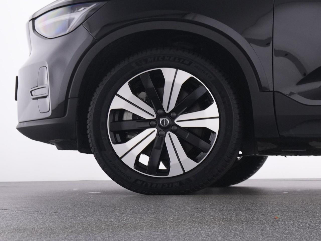 Volvo  XC 40