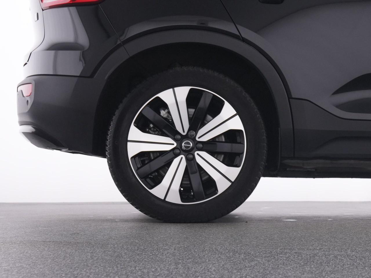 Volvo  XC 40