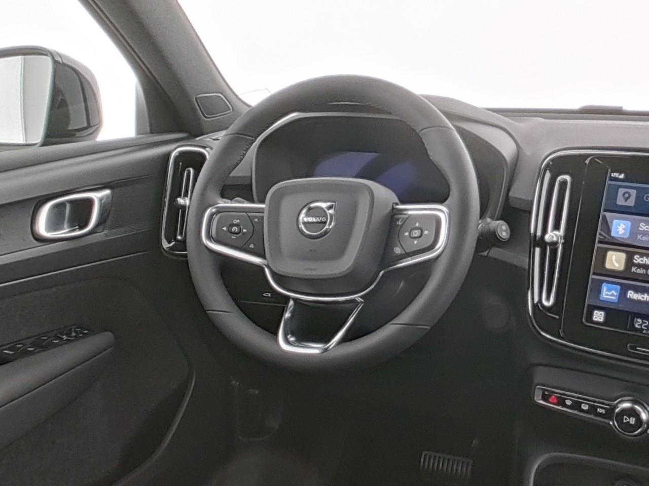 Volvo  XC 40