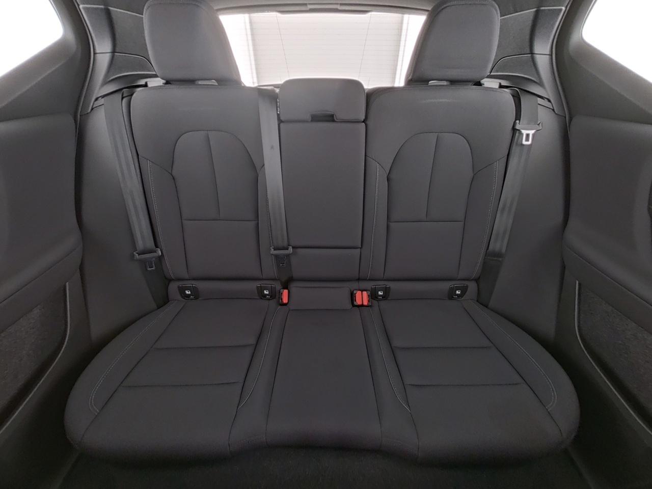 Volvo  XC 40