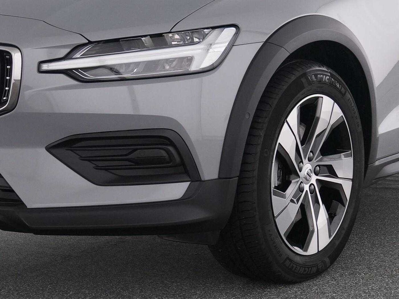 Volvo  CC