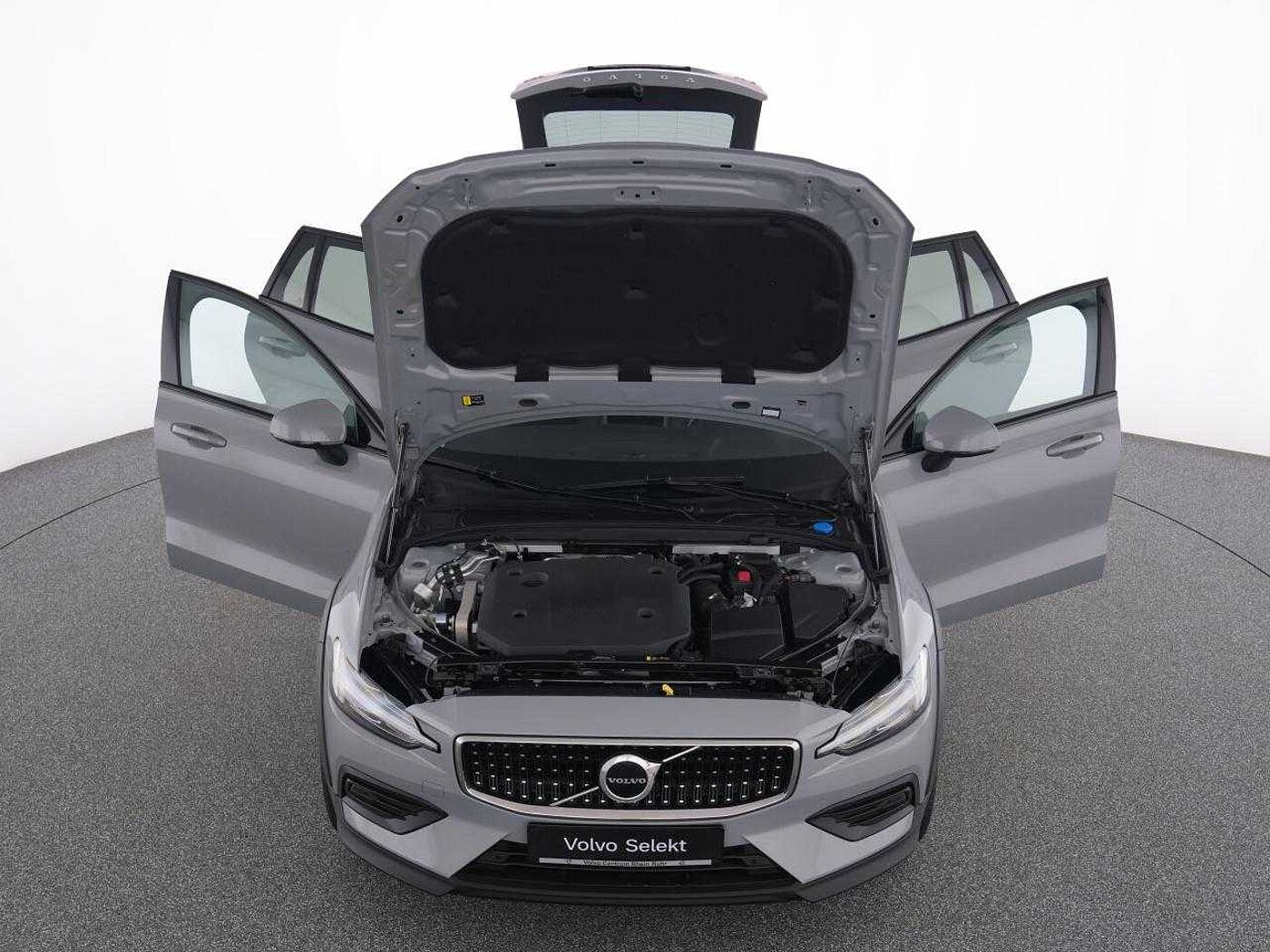 Volvo  CC
