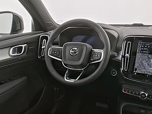 Volvo  XC 40
