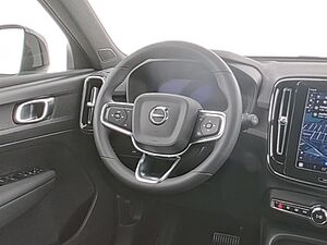 Volvo  XC 40