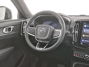 Volvo  XC 40