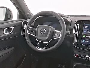 Volvo  XC 40