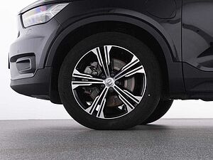 Volvo  XC 40