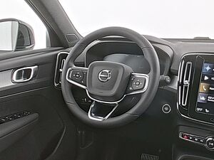 Volvo  XC 40