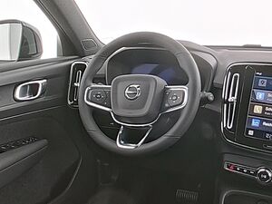 Volvo  XC 40
